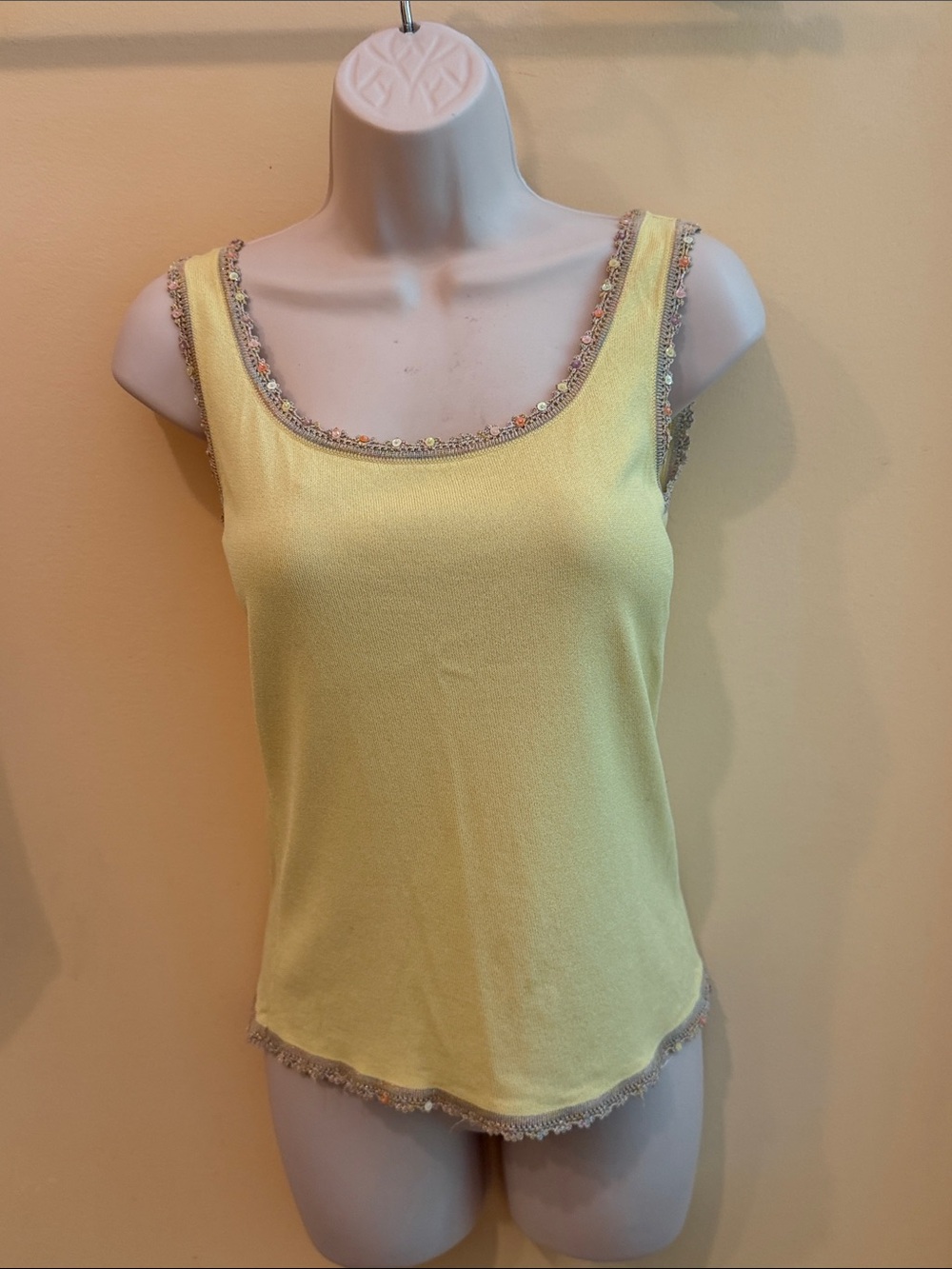 Escada Yellow Shell with Lace Embellished Trim Eur 36 US 6 Vintage